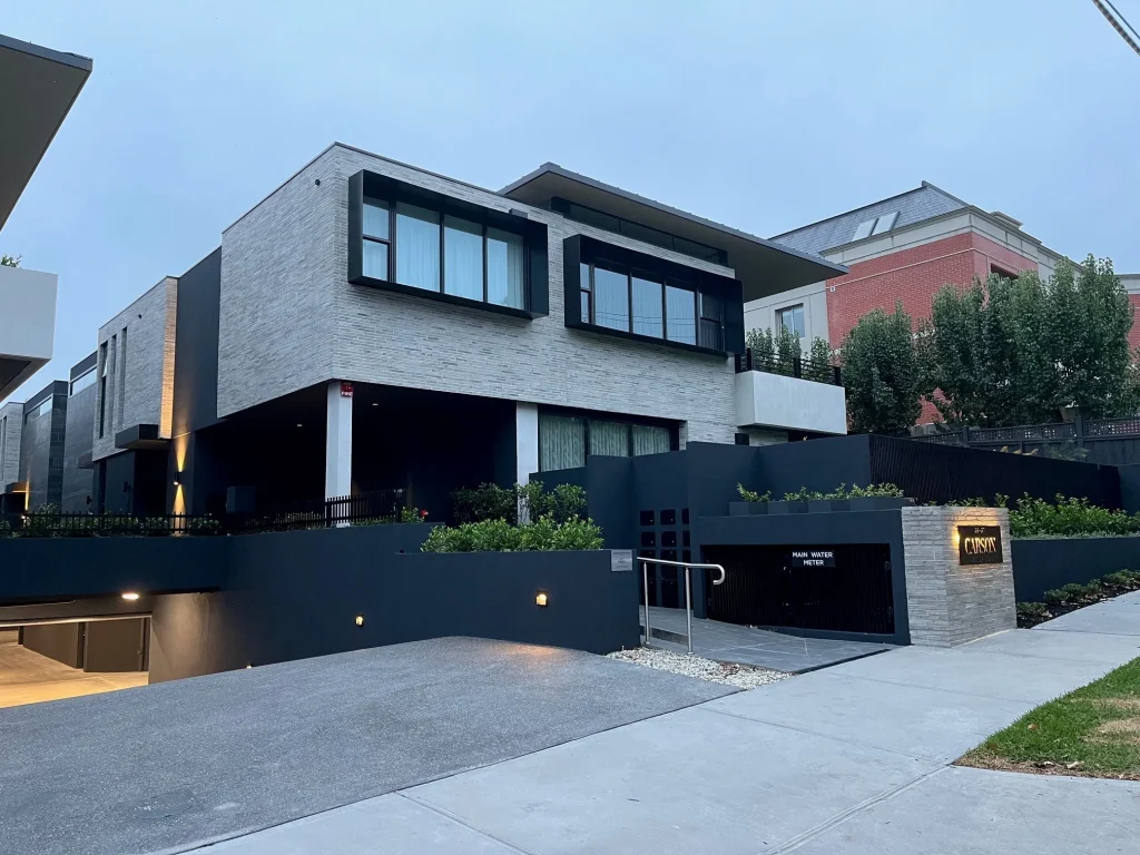 011 T Blended Brick