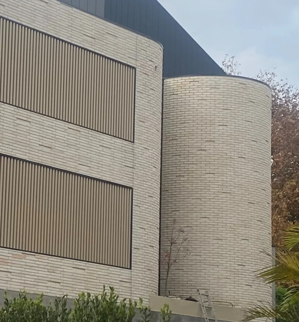 SM010 S Blended Brick
