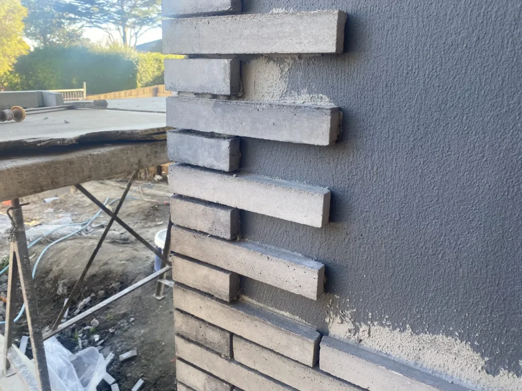 011 S Blended Brick Tiles & Corner Pieces